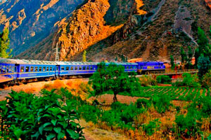 how to get to cusco by train